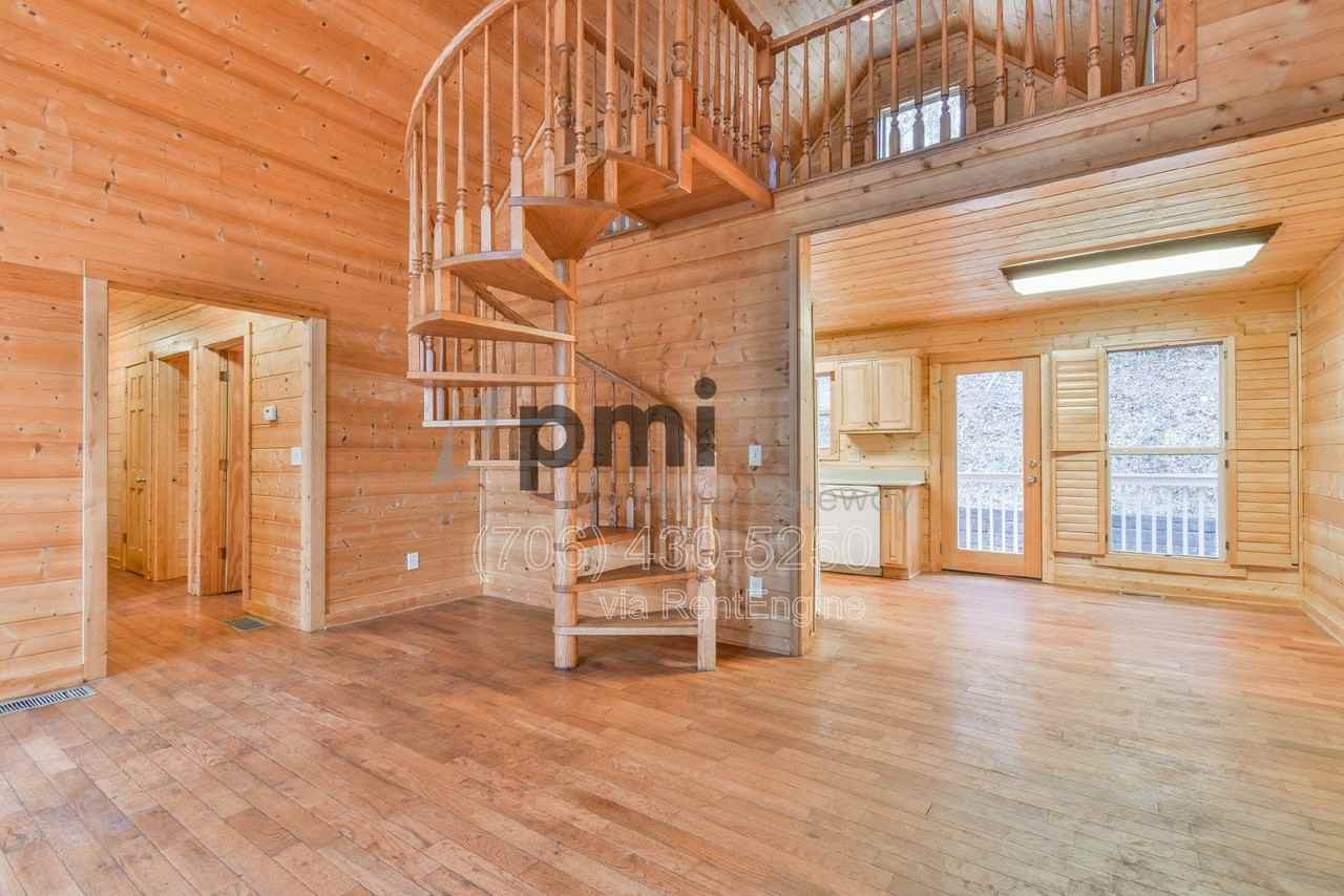 89 Twin Creek Dr - Photo 7 of 31