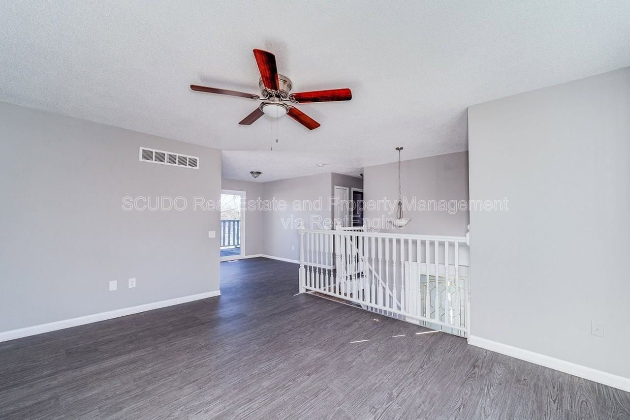 3711 N Lydia Ave - Photo 6 of 24