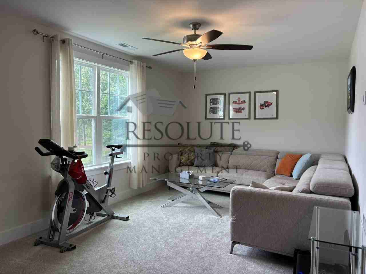 60 Satinwing Ct - Photo 7 of 15