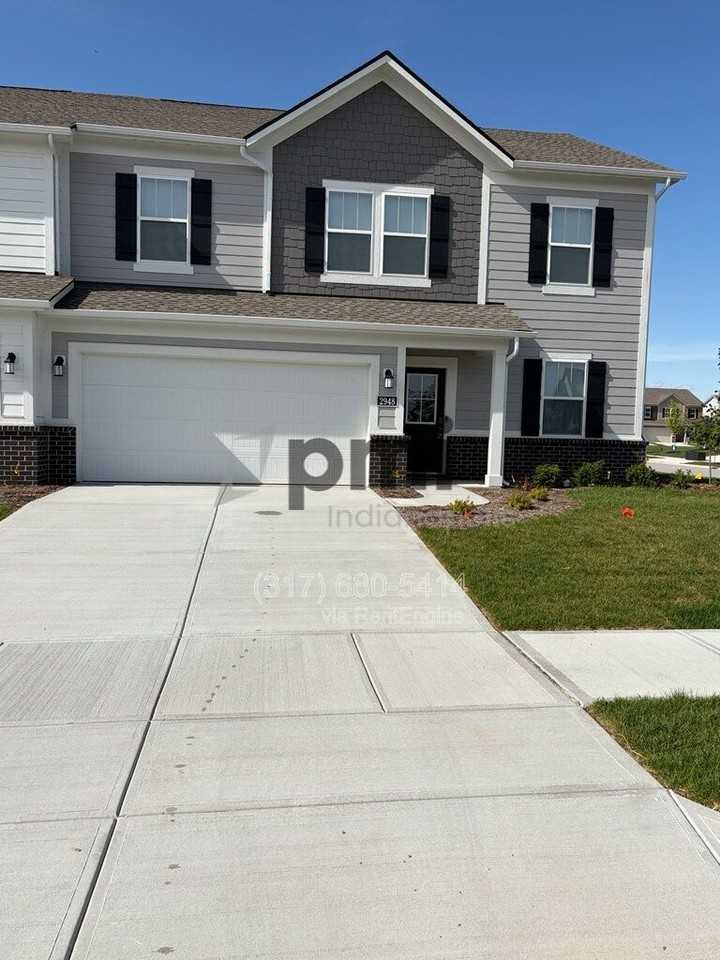 2948 Woods Edge Dr - Photo 2 of 48