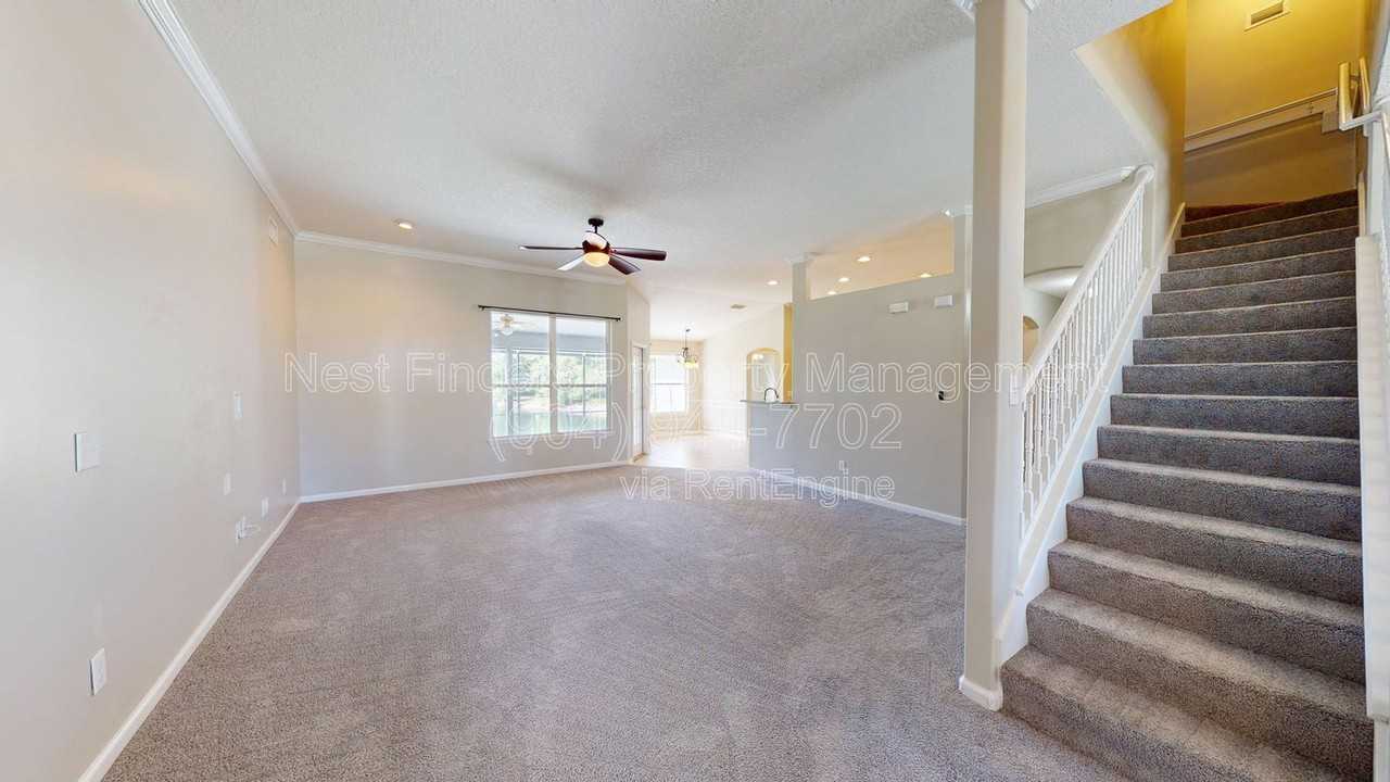 5731 Rainbow Lake Dr N - Photo 4 of 29