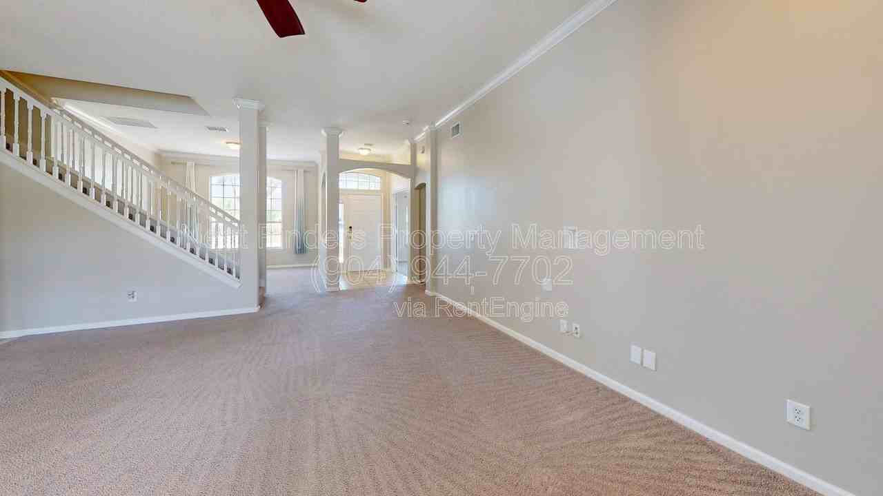 5731 Rainbow Lake Dr N - Photo 5 of 29