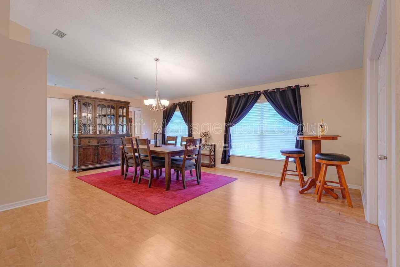 1439 Sunningdale Way - Photo 6 of 31