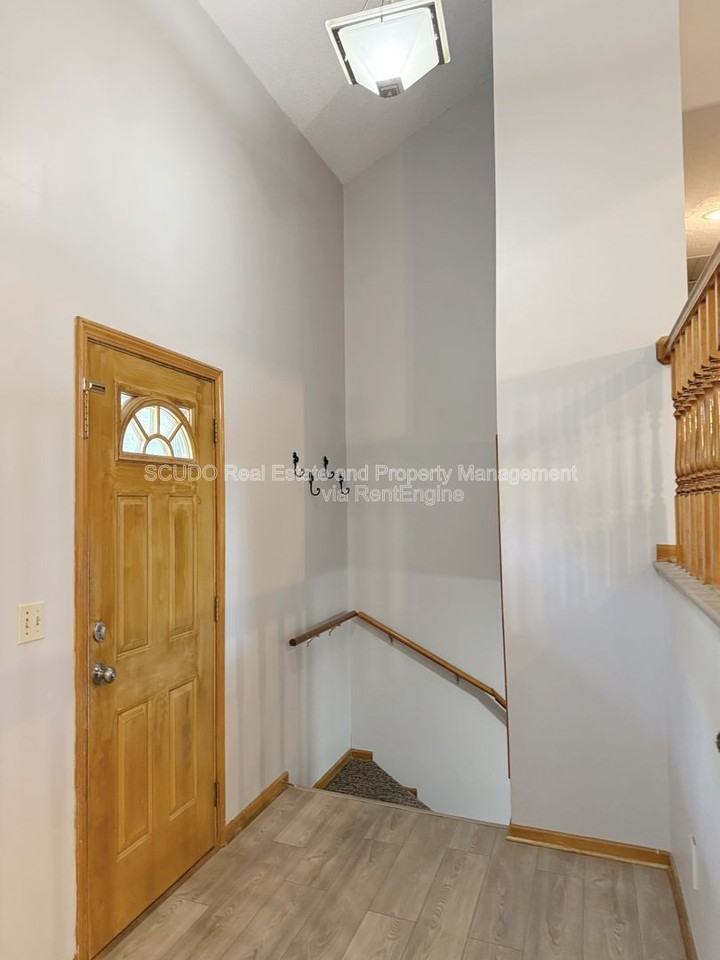 2109 Se 2nd Ter - Photo 4 of 12