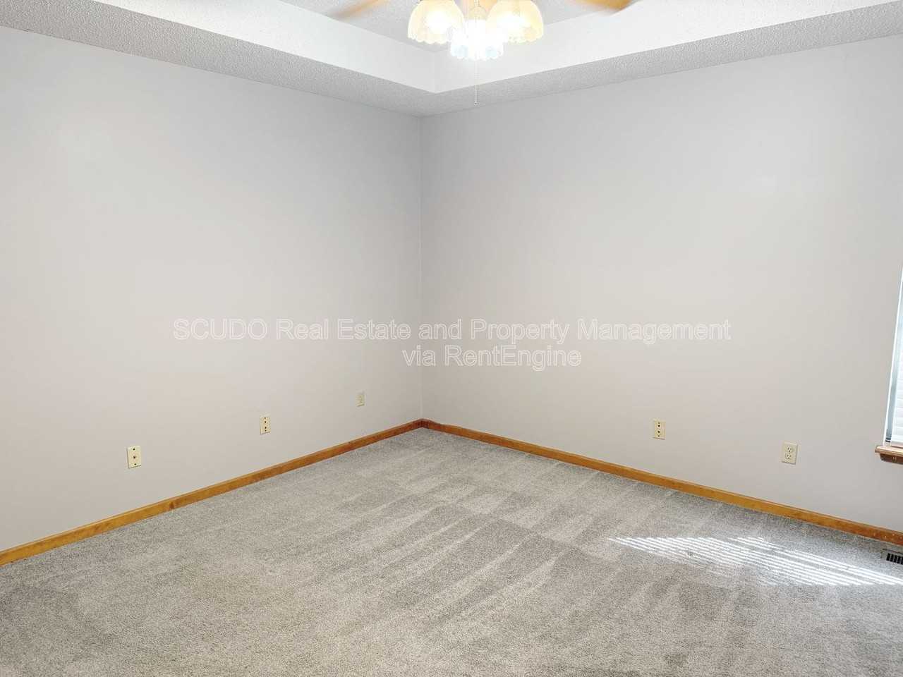 2109 Se 2nd Ter - Photo 7 of 12