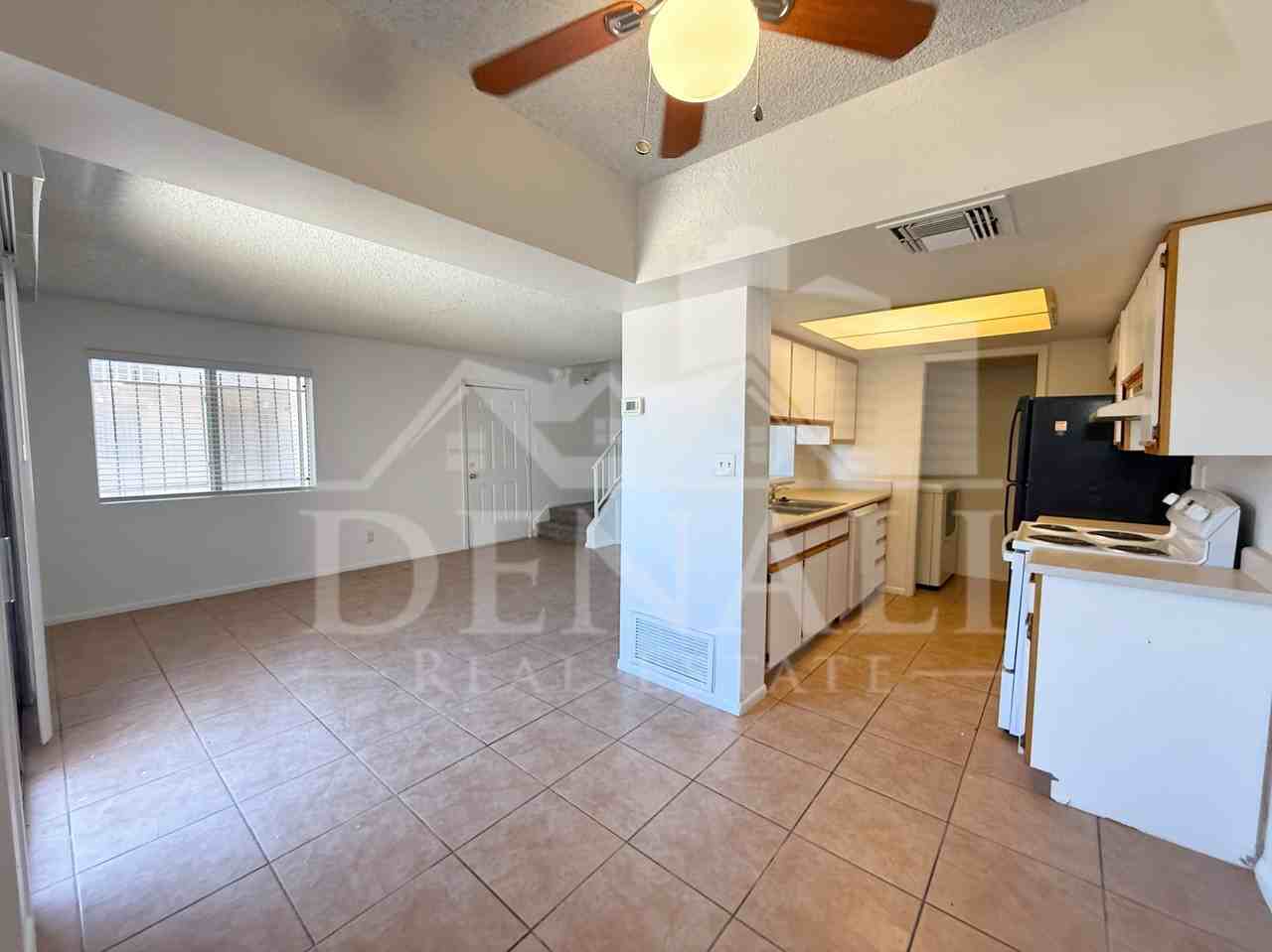 4006 S 44th St - Photo 6 of 16