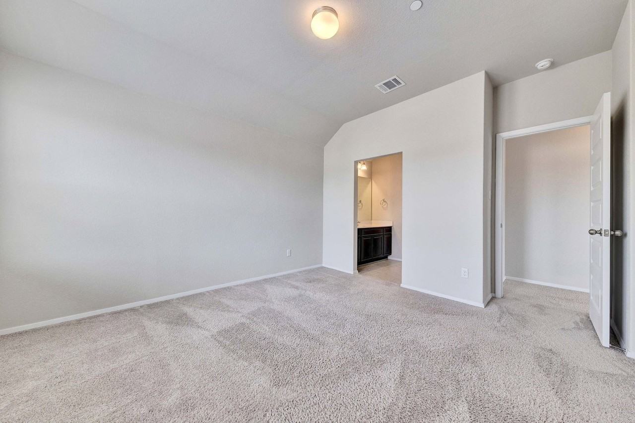 2800 Joe Dimaggio Blvd #98 - Photo 4 of 50