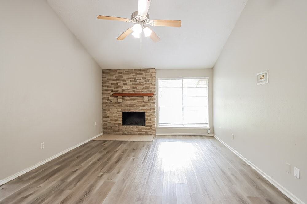 4306 Hickorygate Dr - Photo 3 of 16