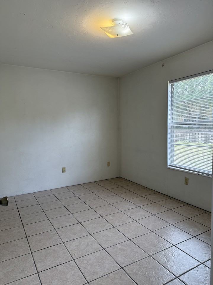 537 Nwave - Photo 7 of 9