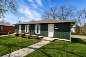 featured image of 211 Wheaton Ct