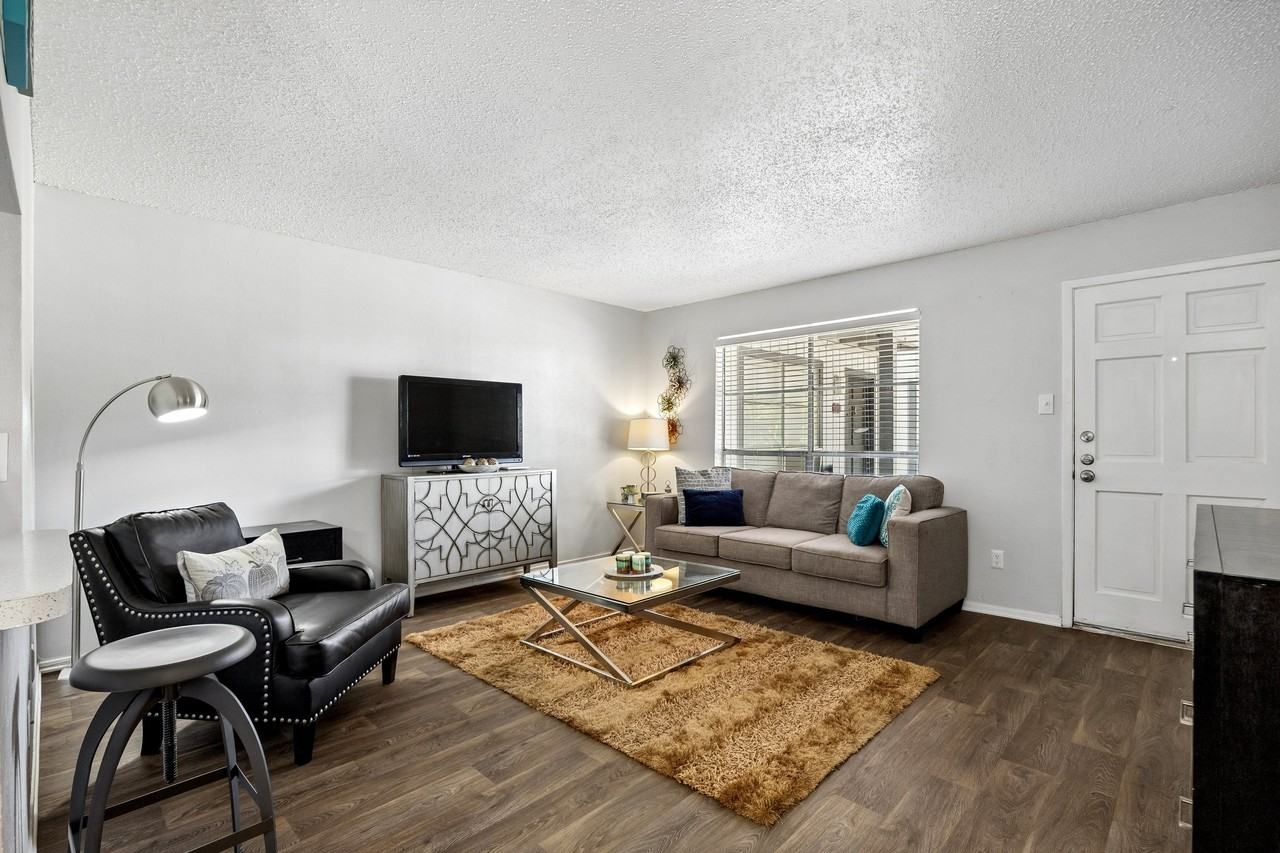 Marabella Apartments - Photo 2 of 16