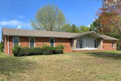 105 Morris Dr - Photo 1 of 1