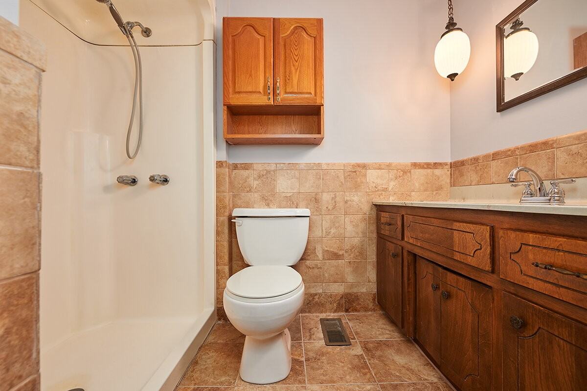 105 Morris Dr - Photo 5 of 10