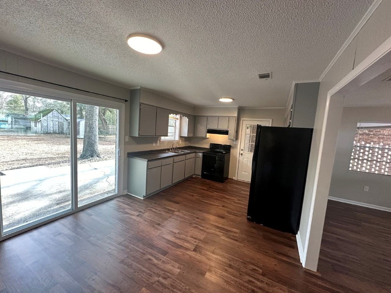 644 Caines Rd - Photo 6 of 11