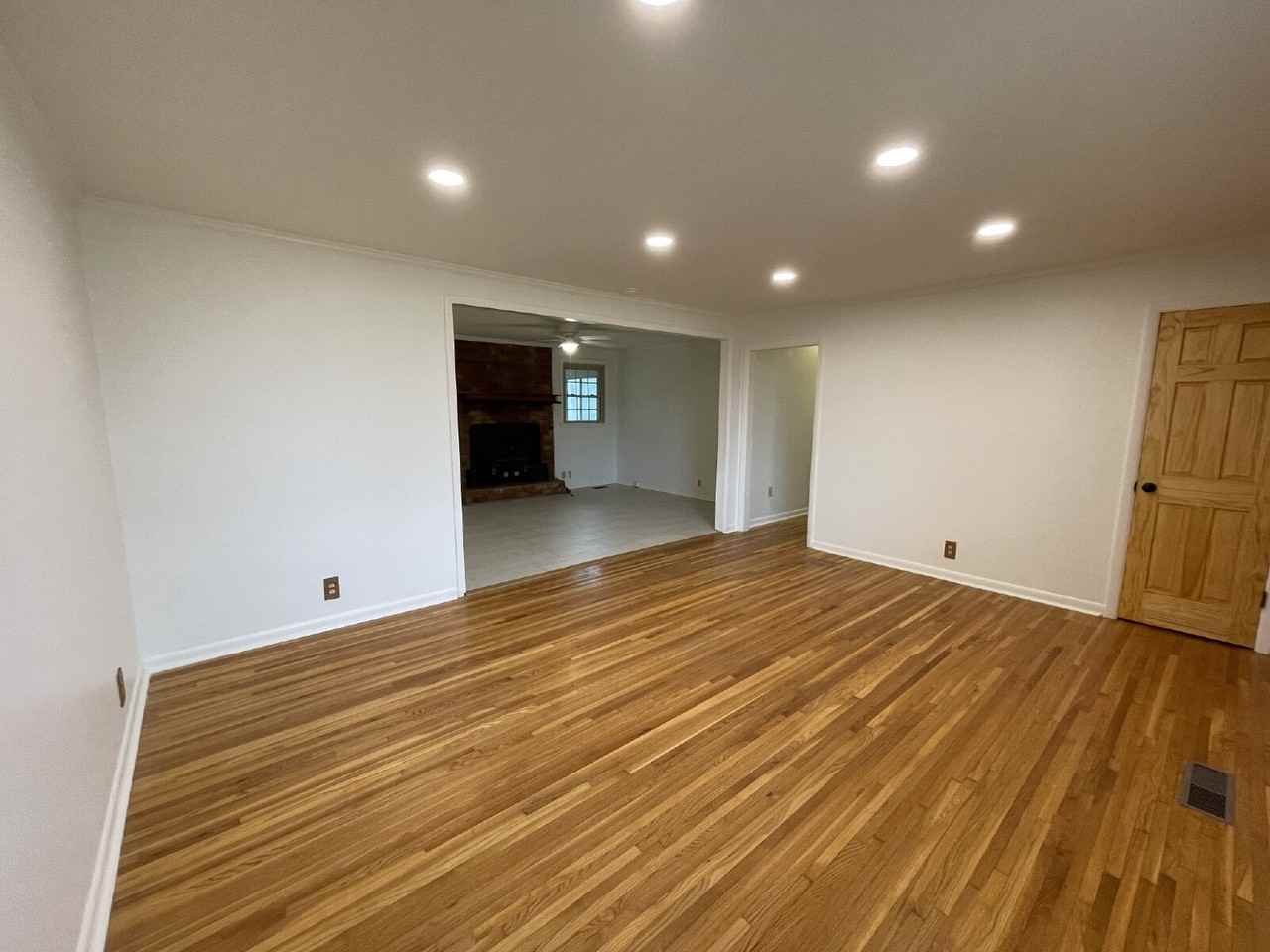 102 Crosby Dr - Photo 5 of 32