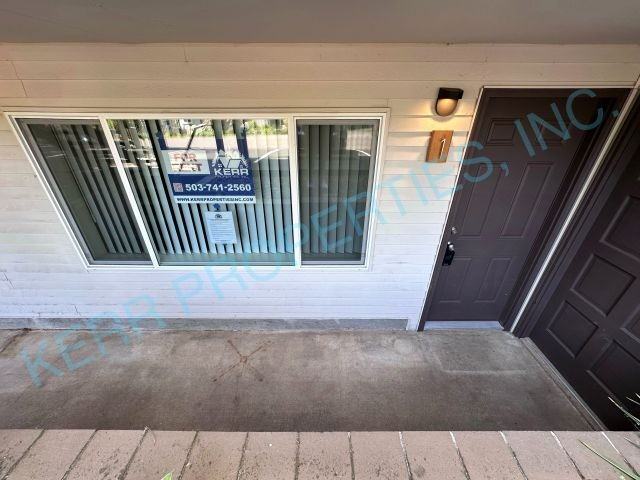 6498 Lowry Dr - Photo 2 of 14