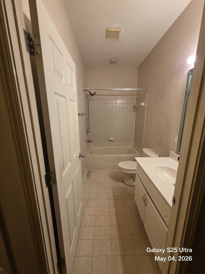 4608 Scarlet Dr E - Photo 5 of 13