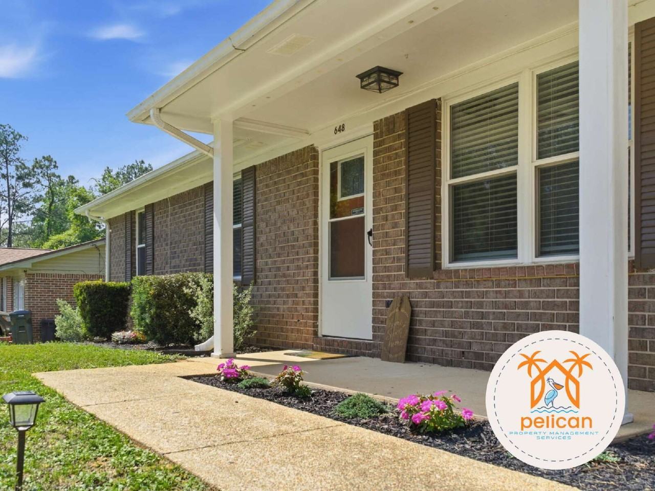 648 Deedra Ave - Photo 4 of 31