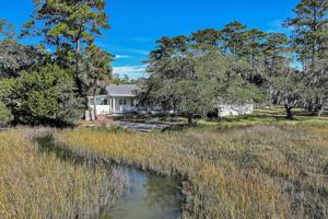 featured image of 35 Linden Plantation Dr E