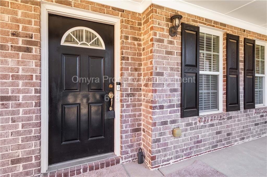 1670 Cooper Lakes Dr - Photo 2 of 25