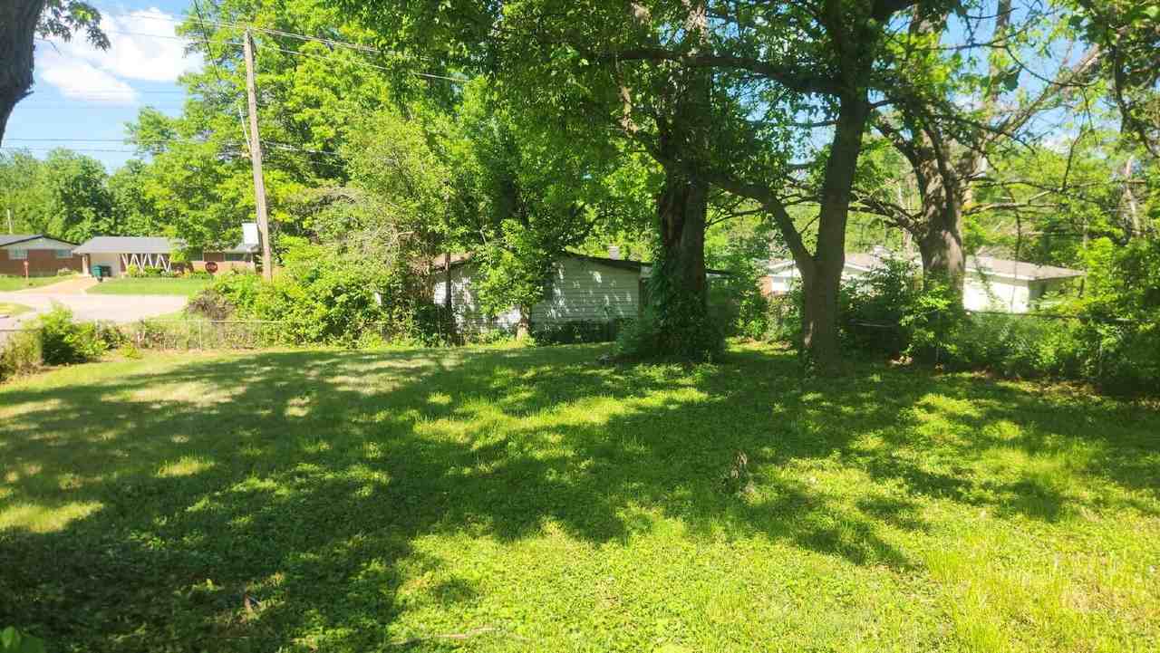 10501 Baron Dr - Photo 2 of 17