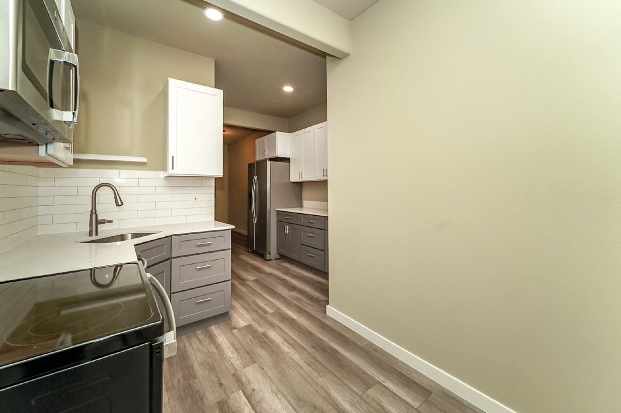 12442 Se 270th St - Photo 5 of 19