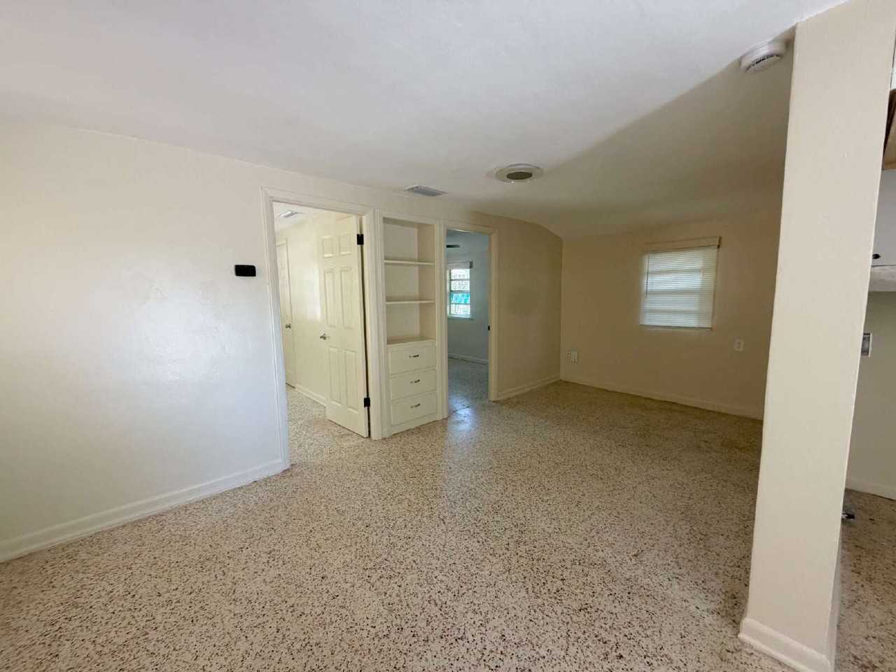 5808 Olive Dr - Photo 5 of 11