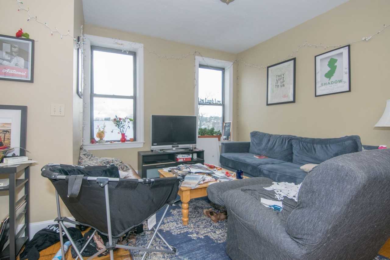 17 Highgate St - Photo 6 of 16