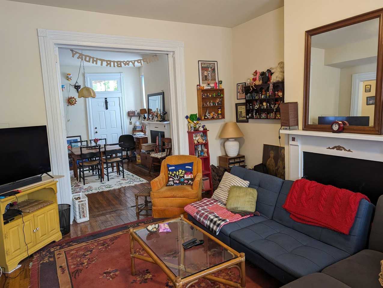 2115 E Marshall St - Photo 4 of 38