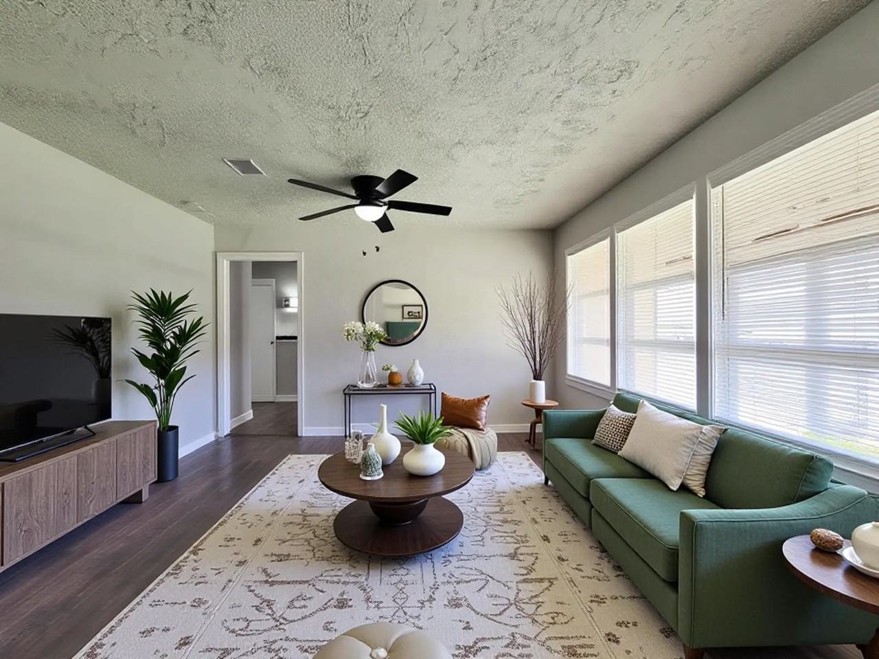 5815 Southseas St - Photo 3 of 35