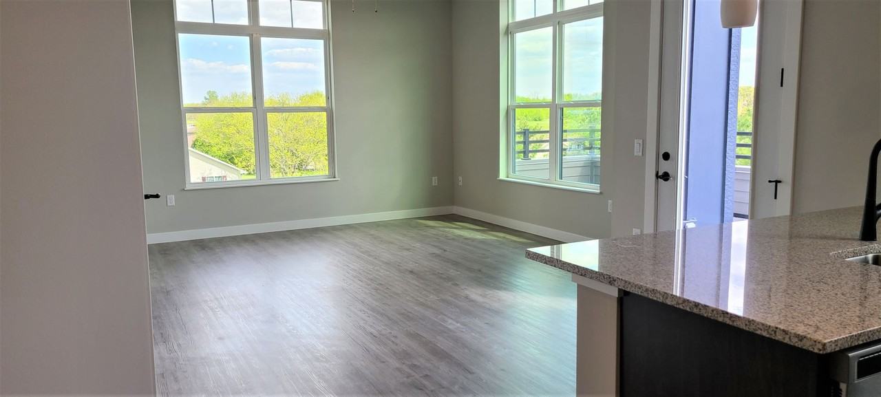 Rosewood Place - Photo 3 of 5