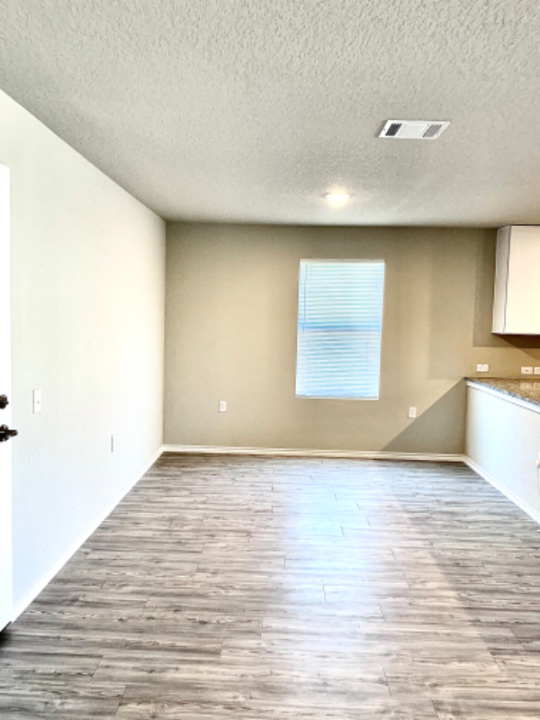 5606 Willow Breeze - Photo 7 of 19