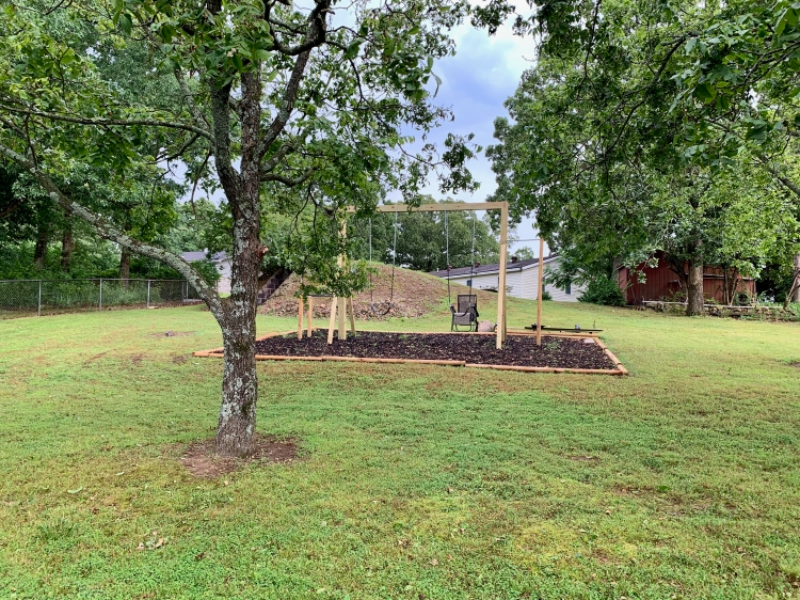2 Earl Dr - Photo 5 of 11
