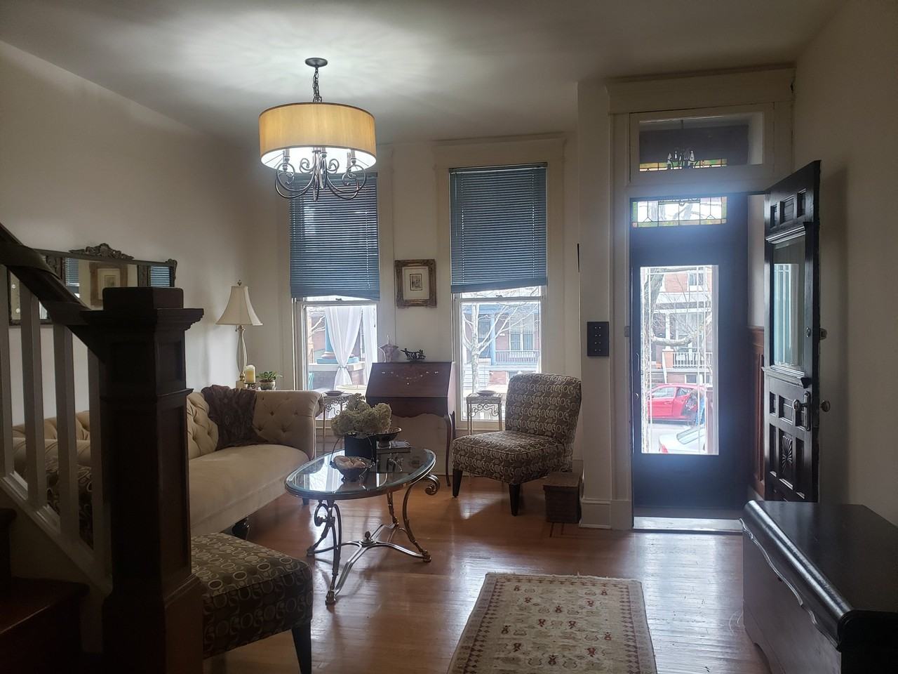 3214 Abell Ave - Photo 2 of 32