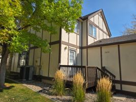 featured image of 1632 Foxhall Ct