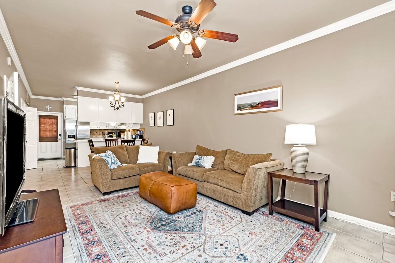 4188 Jefferson Woods Dr - Photo 3 of 11