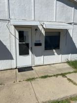 1044 Walnut St - Photo 1 of 1