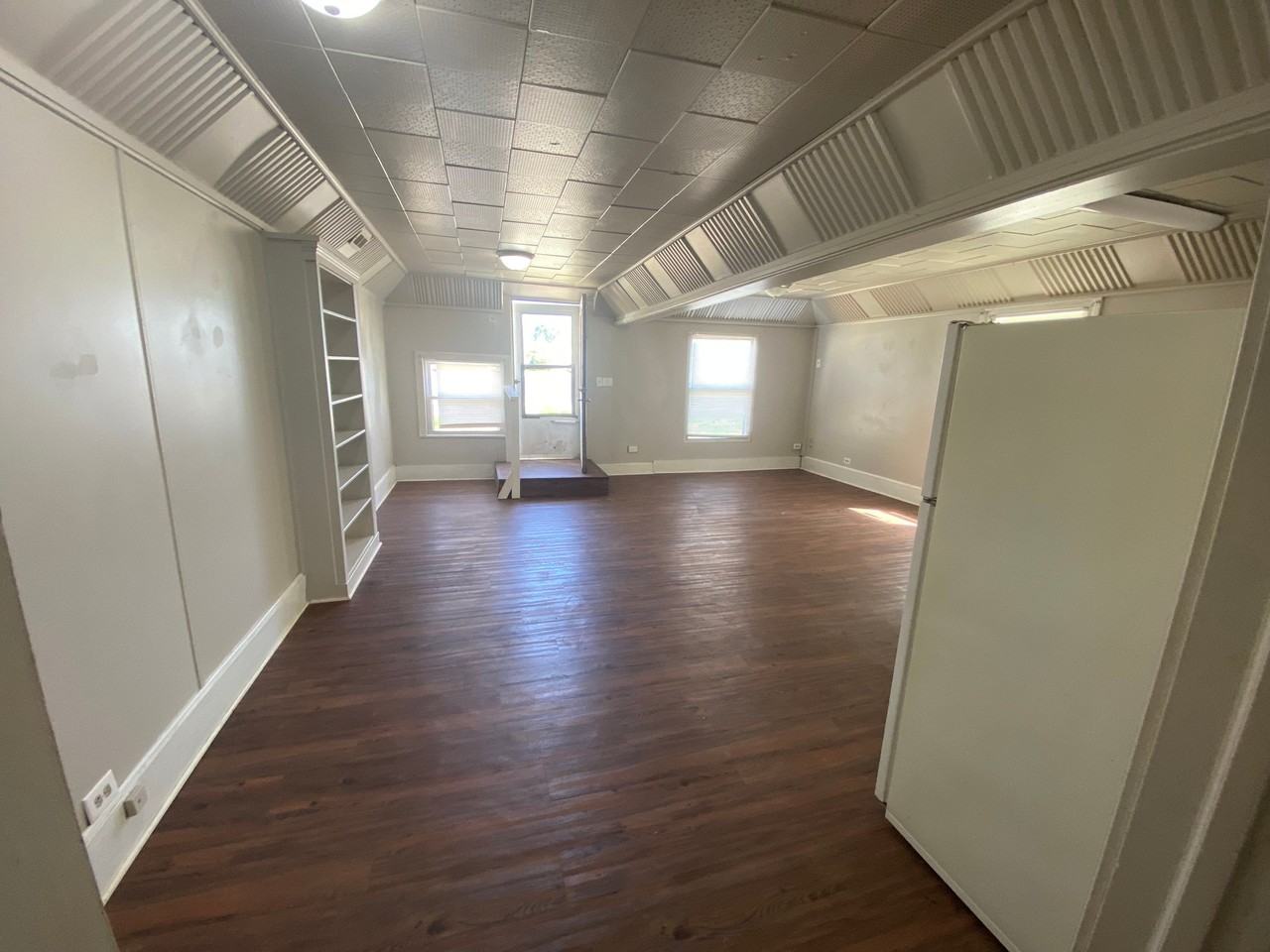 906 W South St #4 - Photo 4 of 14