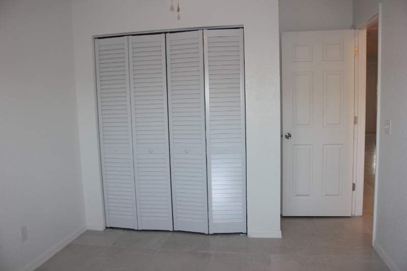 1123 8th Avenue Dr E #1127 - Photo 4 of 28