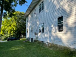 featured image of 350 W Adams St #350