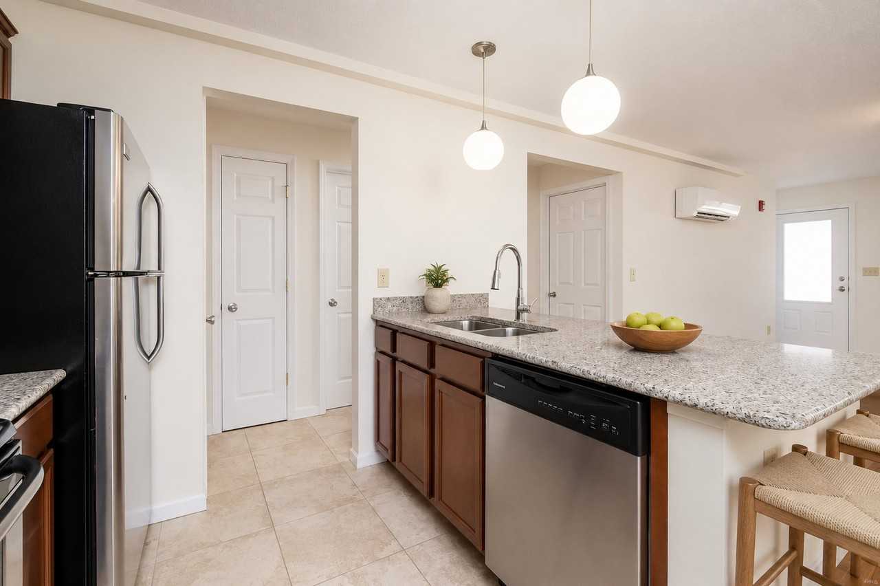 406 E Hillside Dr #1 - Photo 7 of 18