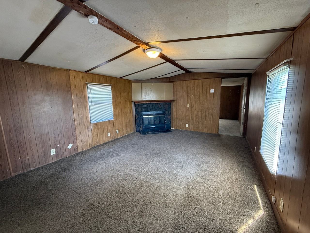100 Herman Ln - Photo 4 of 10