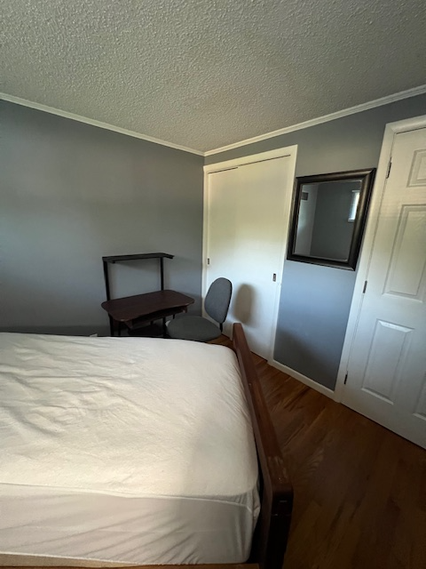 240 Greenaway Dr - Photo 2 of 22
