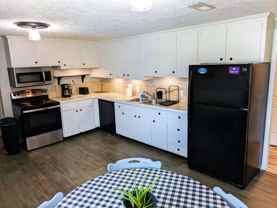 401 Kingwood Dr #C - Photo 1 of 1