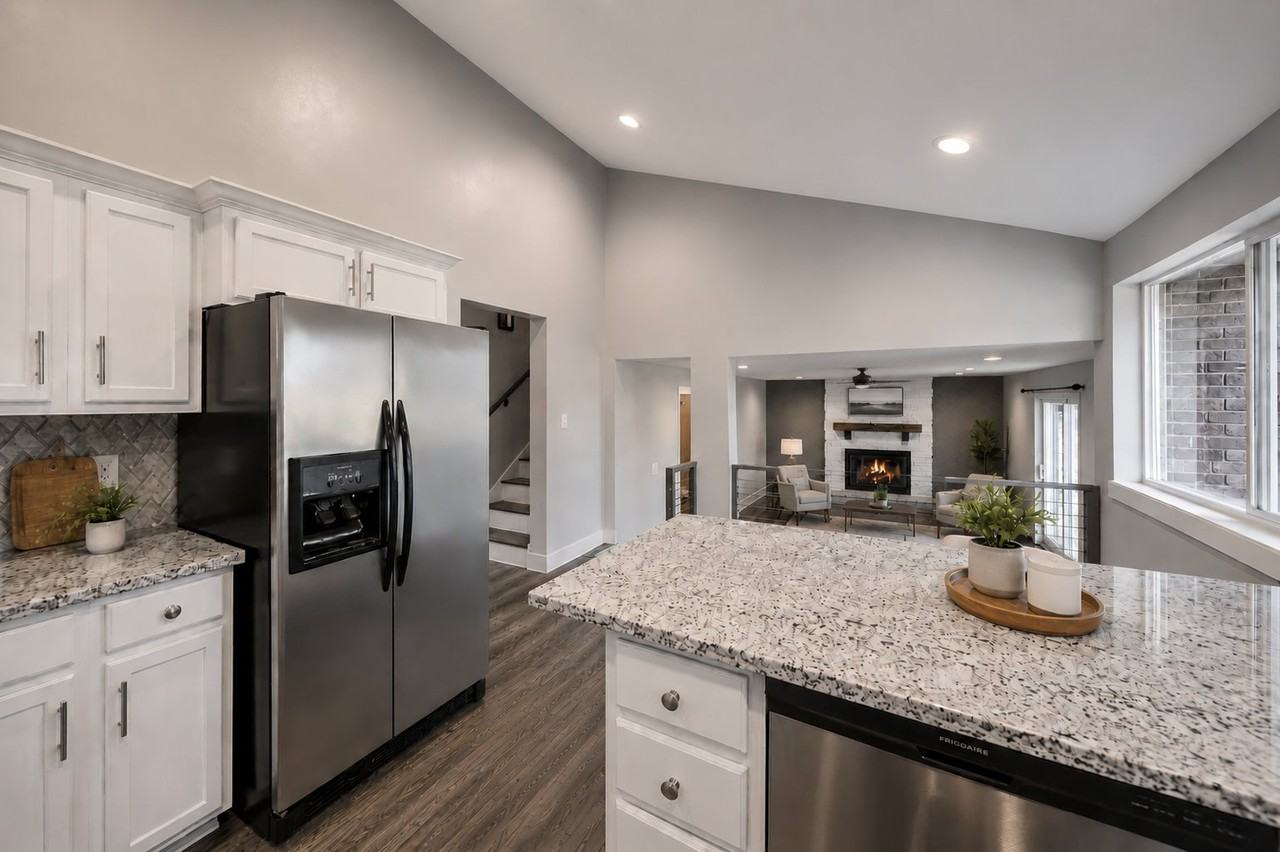 7473 S Bromley Rd - Photo 4 of 16