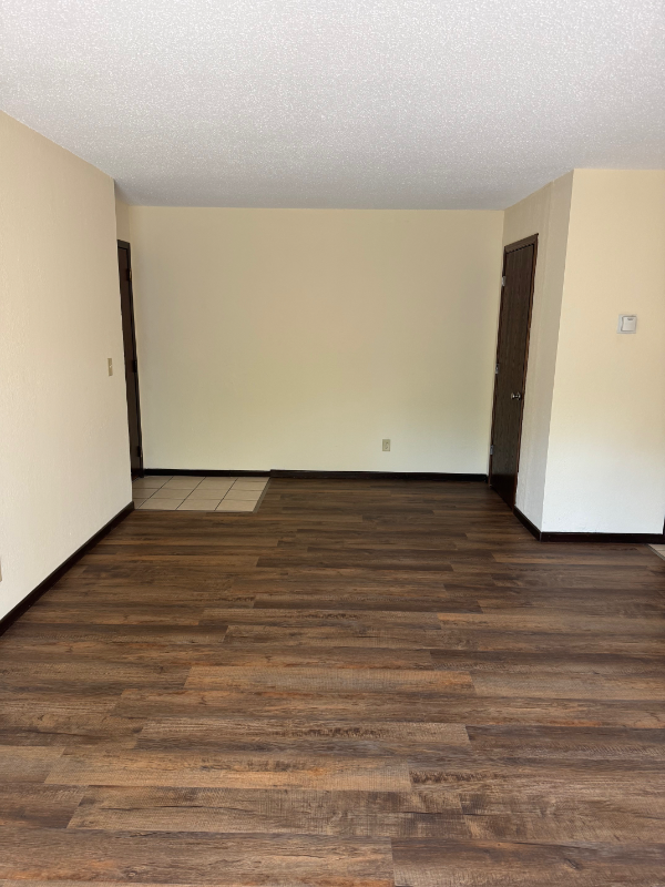 995 Saint Albans St N #204 - Photo 4 of 14