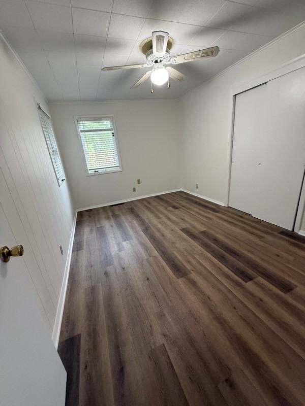 513 Lake Shore Dr - Photo 4 of 7