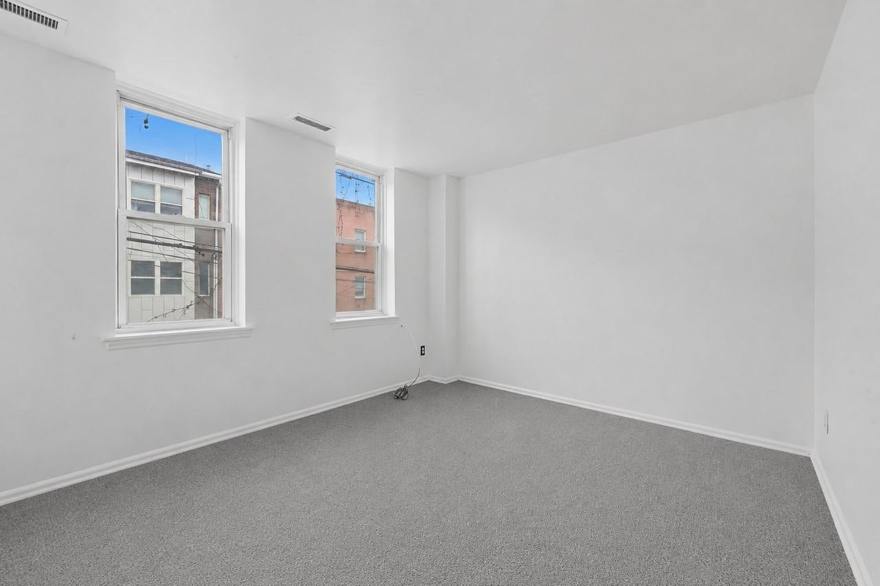 1228 S 2nd St #A - Photo 7 of 10