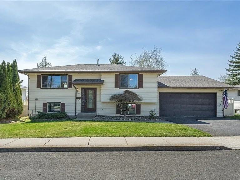 214 Walker Dr - Photo 5 of 5