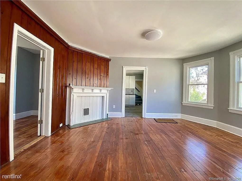 98 Sanford Ave #2ndFL - Photo 4 of 9